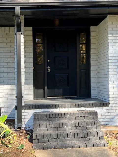 A home in Lilburn