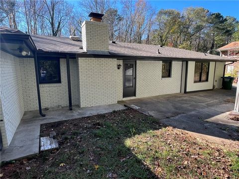 A home in Lilburn