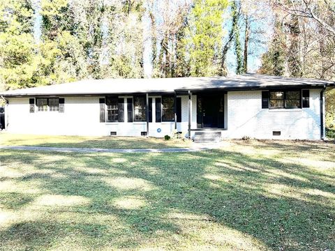 A home in Lilburn