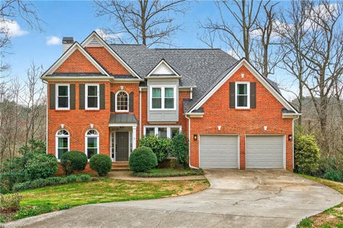 Homes For Sale - 2281 Barrett Drive<br/> Cumming, GA 30040