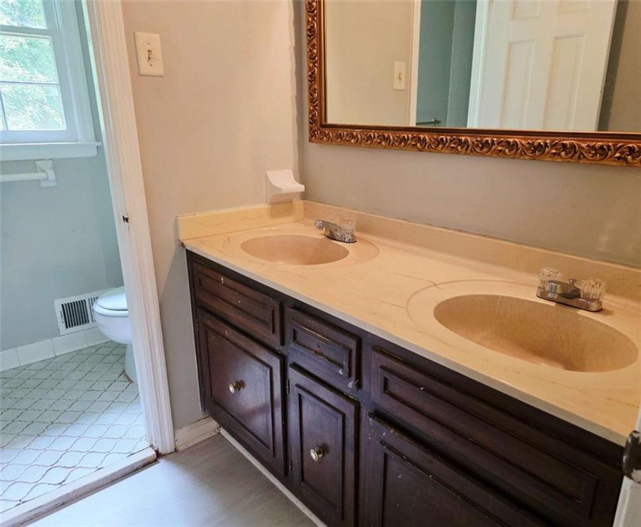 2553 Country Club Drive, Conyers, Georgia image 10