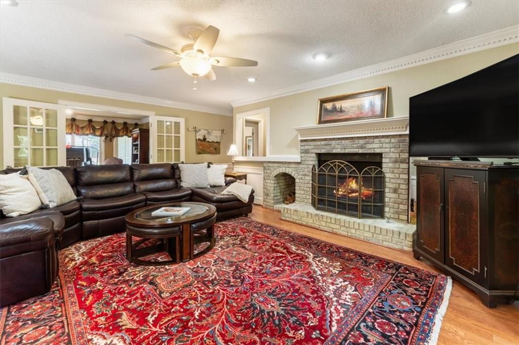 3439 Laurel Green Court NW