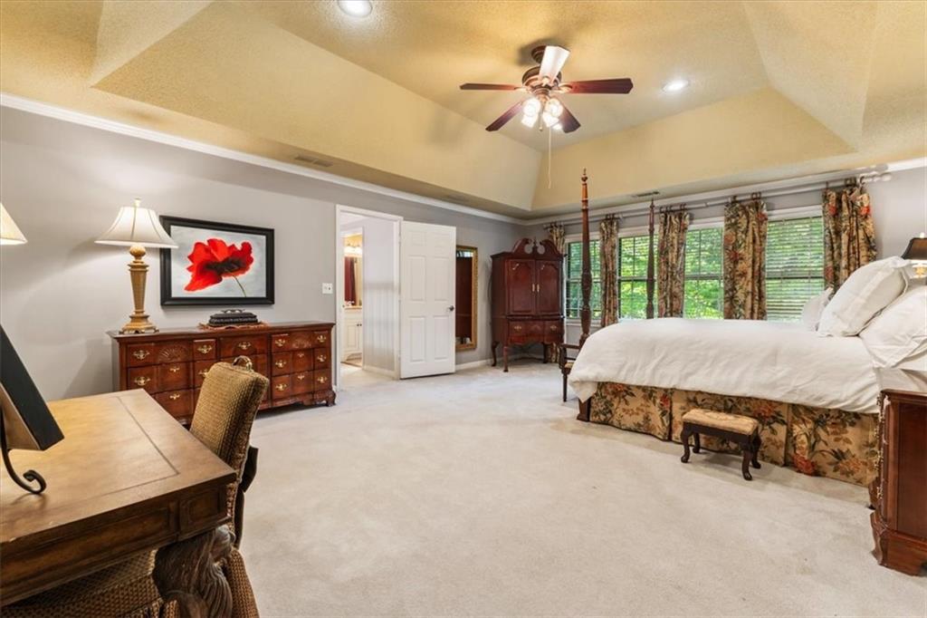 3439 Laurel Green Court NW
