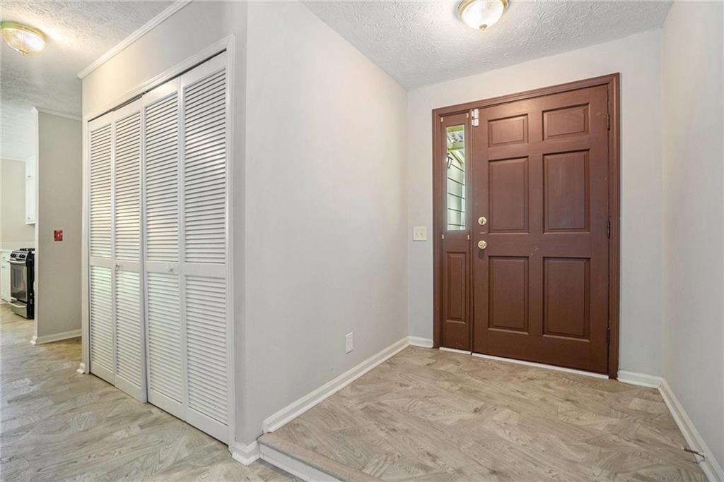 2901 Carrousel Court