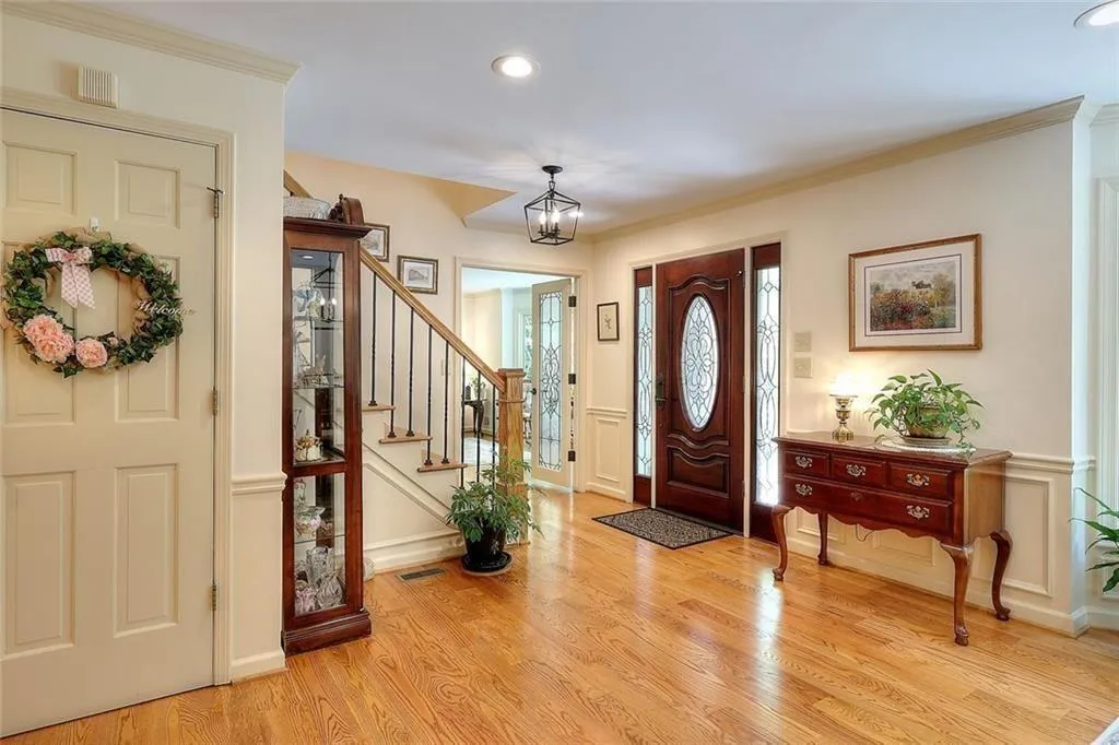 Lilburn, Georgia 30047, United States, 4 Bedrooms Bedrooms, ,5 BathroomsBathrooms,Residential,Active,204574