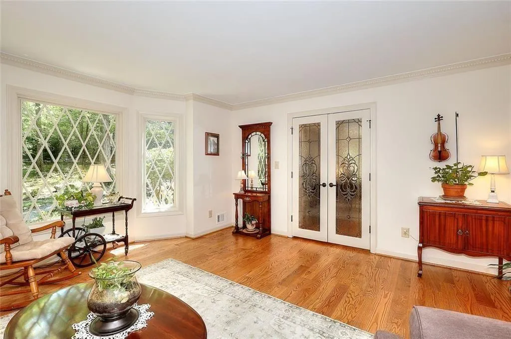 Lilburn, Georgia 30047, United States, 4 Bedrooms Bedrooms, ,5 BathroomsBathrooms,Residential,Active,204574