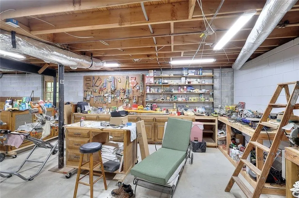 Lilburn, Georgia 30047, United States, 4 Bedrooms Bedrooms, ,5 BathroomsBathrooms,Residential,Active,204574