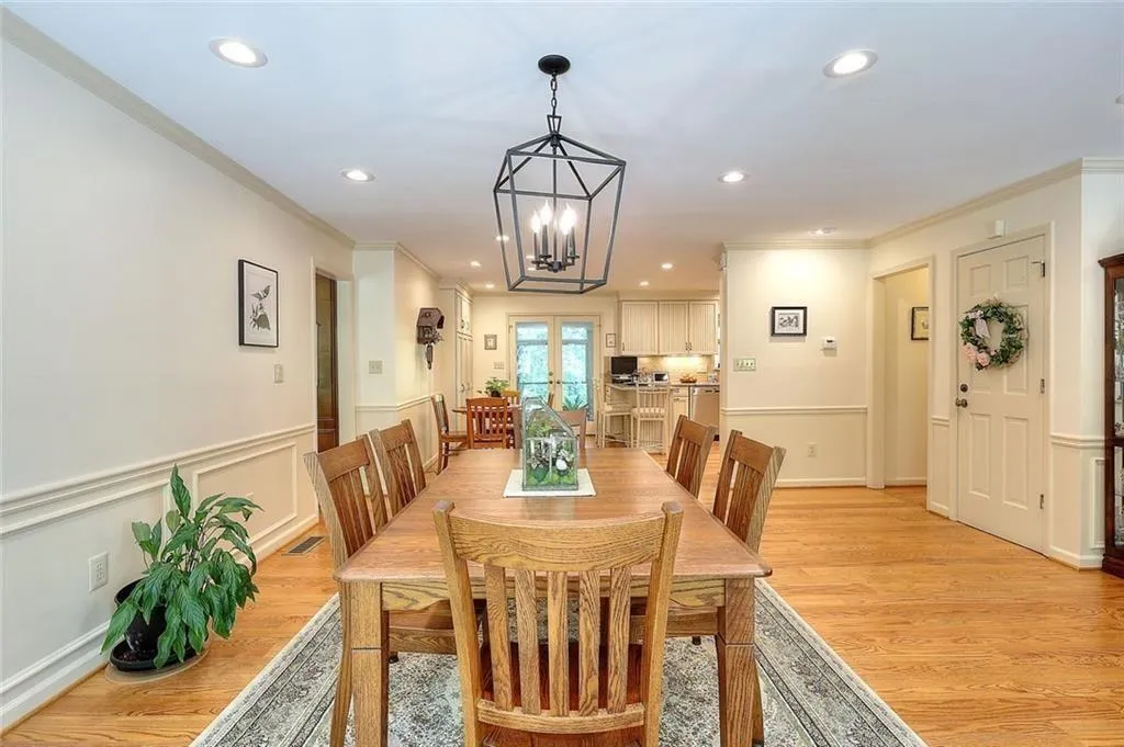 Lilburn, Georgia 30047, United States, 4 Bedrooms Bedrooms, ,5 BathroomsBathrooms,Residential,Active,204574