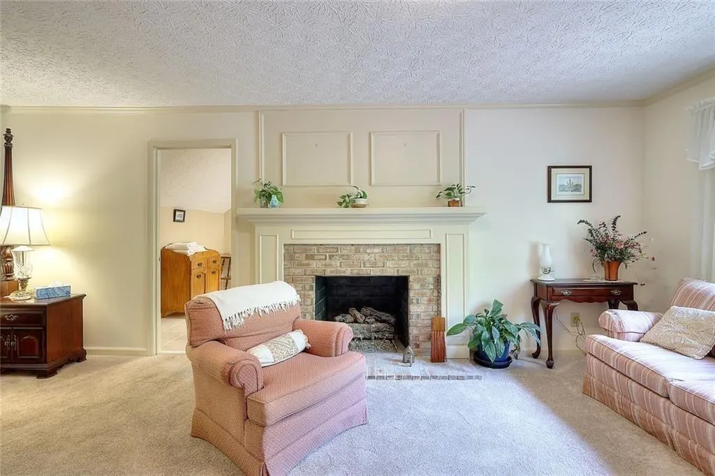 Lilburn, Georgia 30047, United States, 4 Bedrooms Bedrooms, ,5 BathroomsBathrooms,Residential,Active,204574