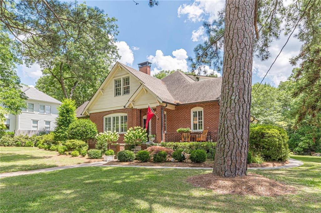 1878 Cambridge Avenue