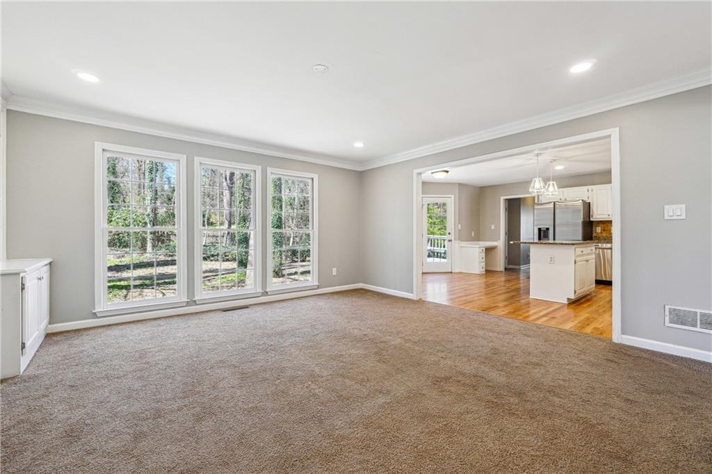 4271 Weston Drive, Lilburn, Georgia image 11