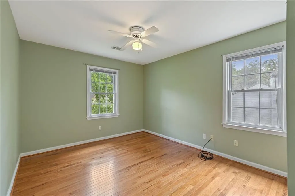 Roswell, Georgia 30075, United States, 4 Bedrooms Bedrooms, ,3 BathroomsBathrooms,Residential,Pending,141574