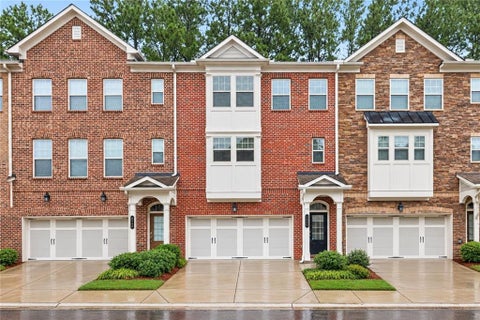 Townhouse For Sale - 4230 Perimeter Park #109<br/> Atlanta, GA 30341