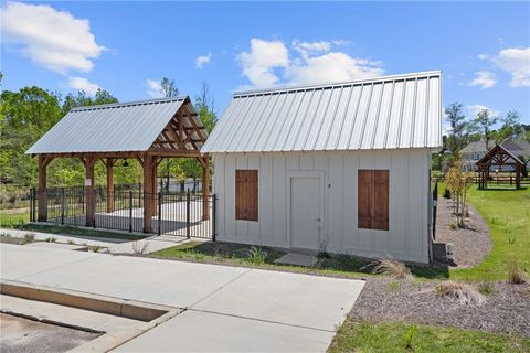 A home in Dacula