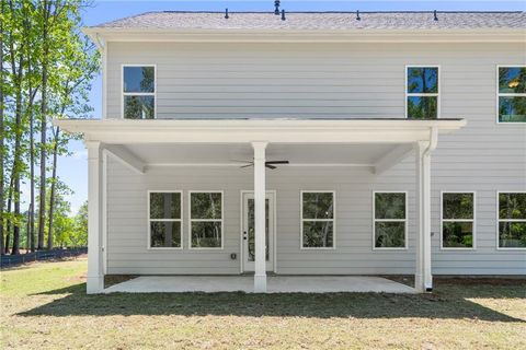 A home in Dacula