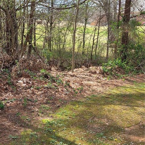 Vacant Land For Sale - 521 Birkdale Boulevard<br/> Carrollton, GA 30116