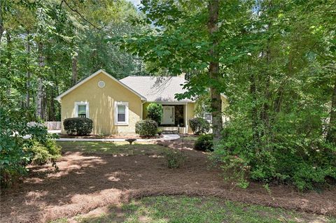 Homes For Sale - 33 Bridgewater Drive<br/> Coweta County, Newnan, GA 30265