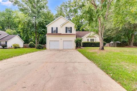 A home in Douglasville