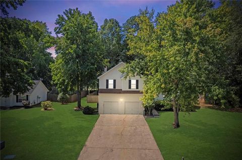 A home in Douglasville