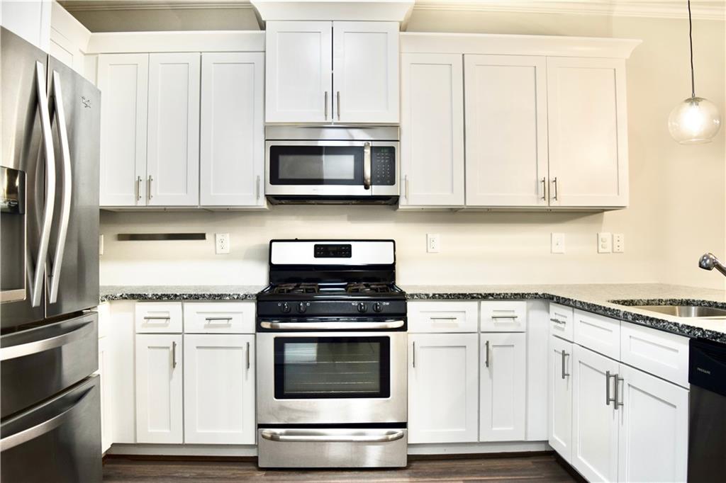 1365 Memorial Drive SE 13