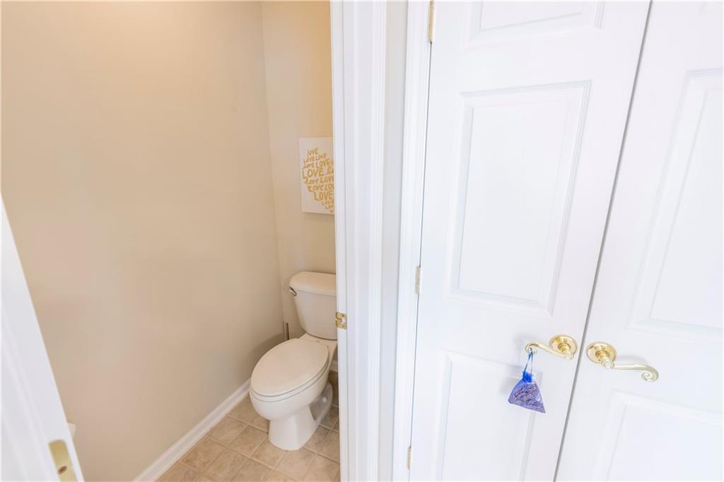 5347 Harbury Cove, Suwanee, Georgia image 36
