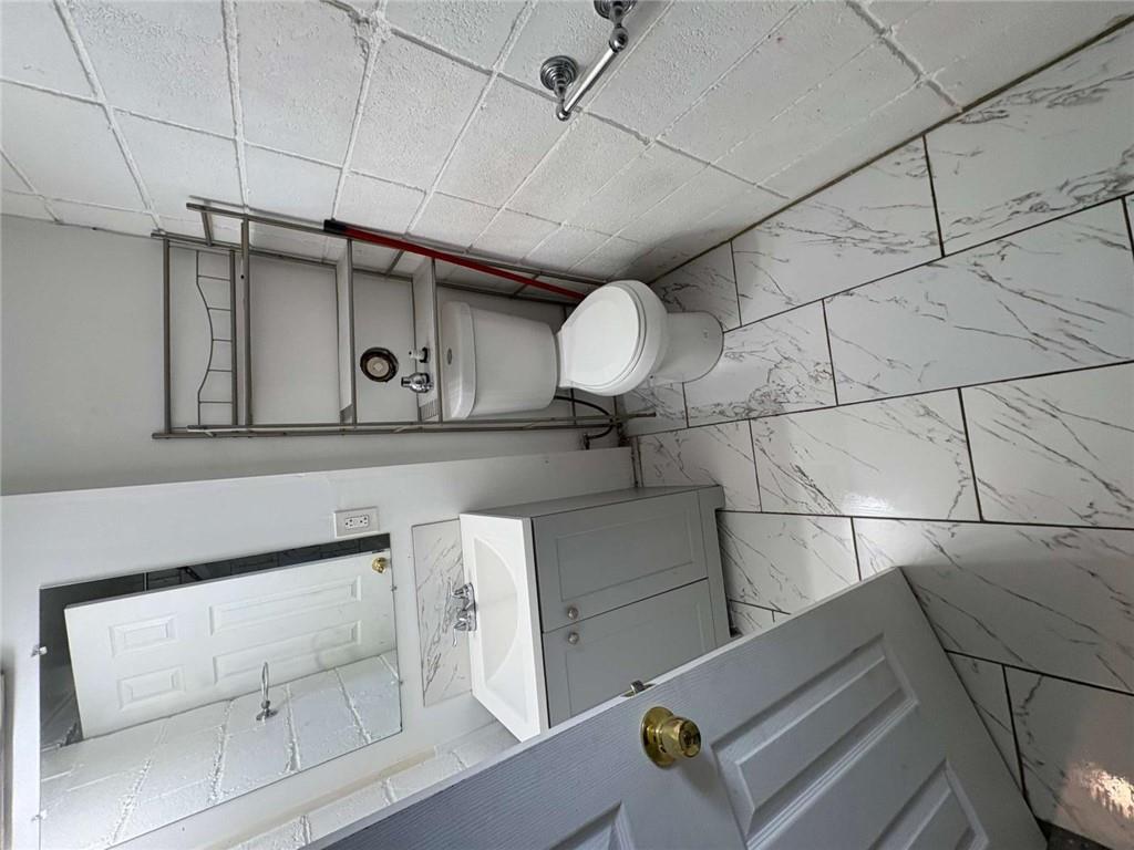 Lynmore Mikado - Residential Lease