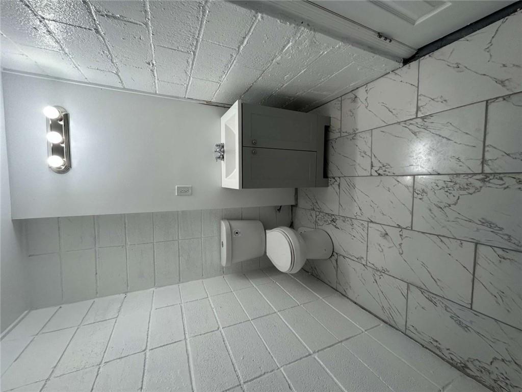 Lynmore Mikado - Residential Lease