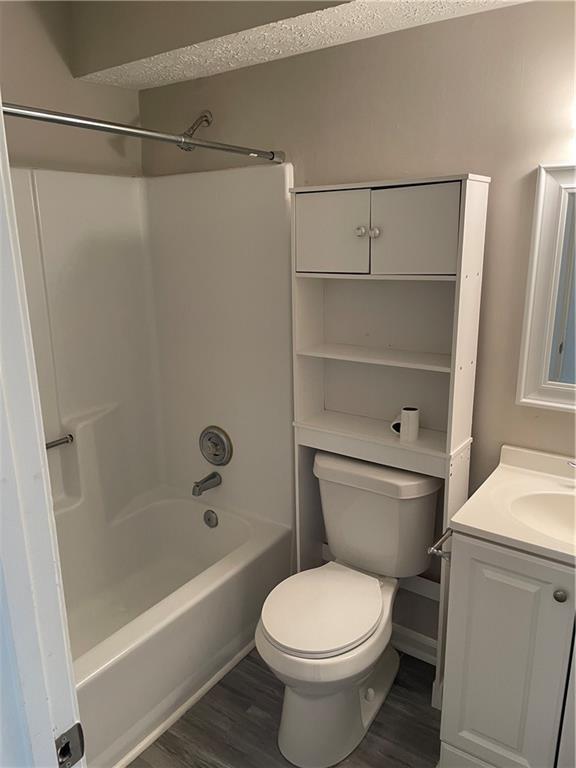 Old Roswell Corners - Residential Lease