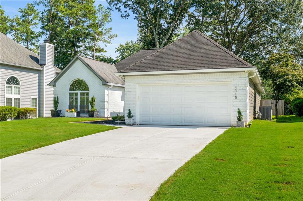 4315 Pinewalk Drive