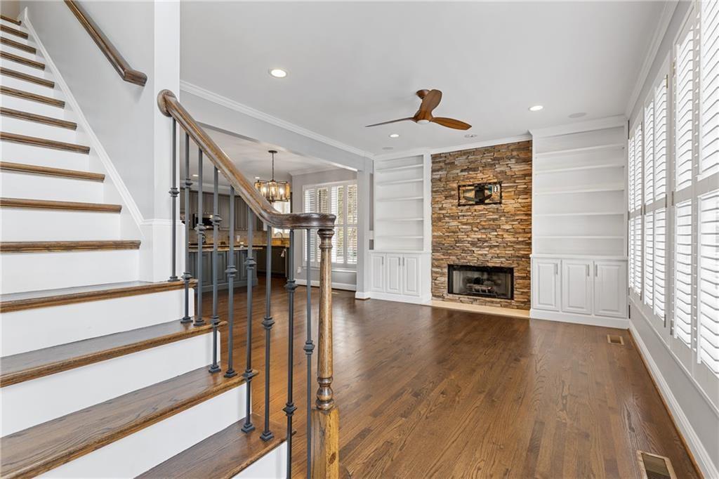 3710 Somerset Ridge NW