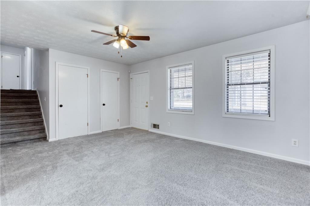 1355 Compton Woods Drive, Loganville, Georgia image 7