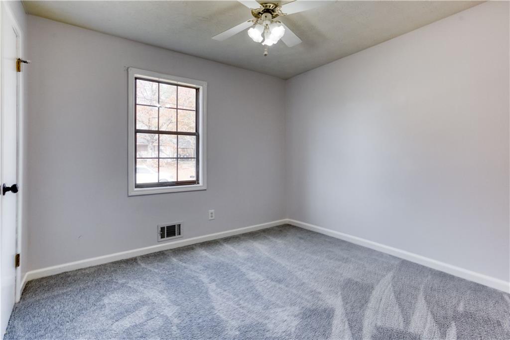 1355 Compton Woods Drive, Loganville, Georgia image 21