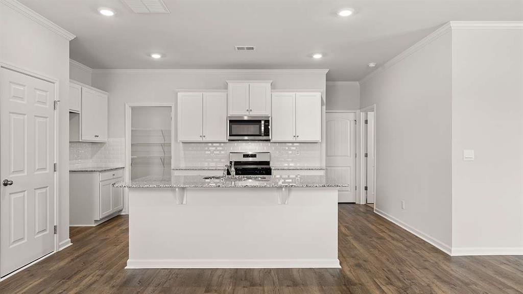 5445 Baybrook Circle