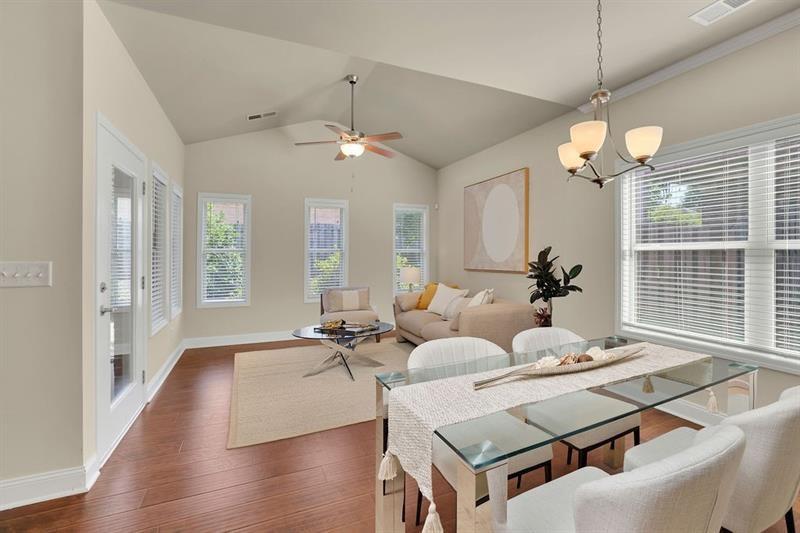 1550 Rolling View Drive