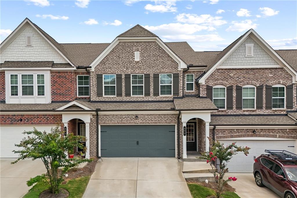 Discover this beautiful townhome for rent, built in 2022 and thoughtfully designed for modern living. Featuring 3 spacious bedrooms and 2.5 bathrooms, this well-maintained home offers an open-concept layout that seamlessly connects the living, dining, and kitchen areas—ideal for everyday living and entertaining. The kitchen includes modern finishes, ample cabinet space, and a large island perfect for meal prep or casual dining.
Durable luxury vinyl plank flooring flows throughout the main level, adding warmth and style. Step outside to enjoy your own outdoor space—great for relaxing, grilling, or spending time outdoors.
Located in a desirable neighborhood, you’ll have convenient access to parks, top-rated schools, shopping, and dining. With contemporary features and a comfortable layout, this townhome is a fantastic rental opportunity.
Availability coming soon—contact us today to schedule a tour or learn more!