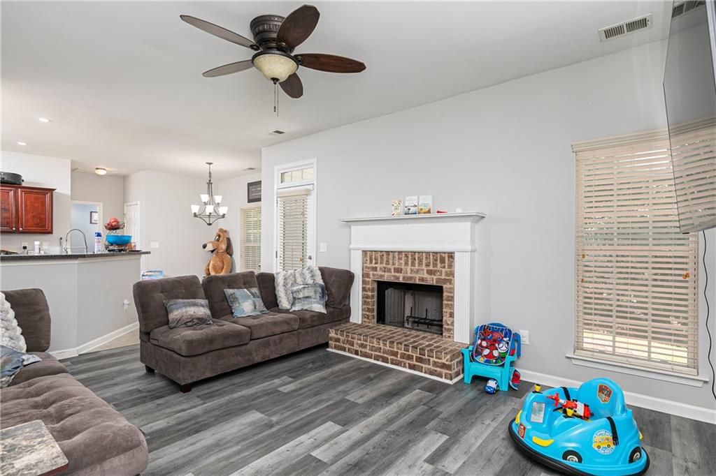 2412 Wingfield Drive, Austell, Georgia image 6