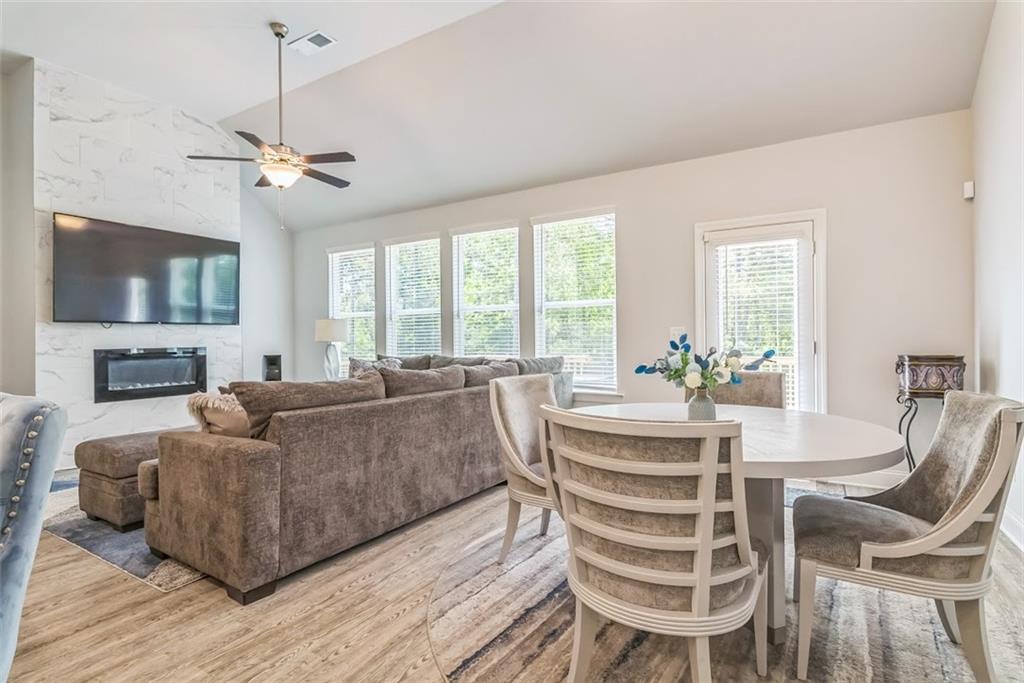 fox Creek - Residential