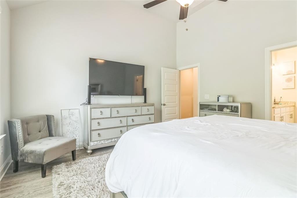 fox Creek - Residential