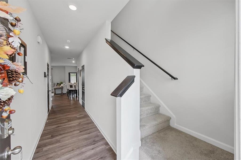 1005 N 2nd Avenue NW 6
