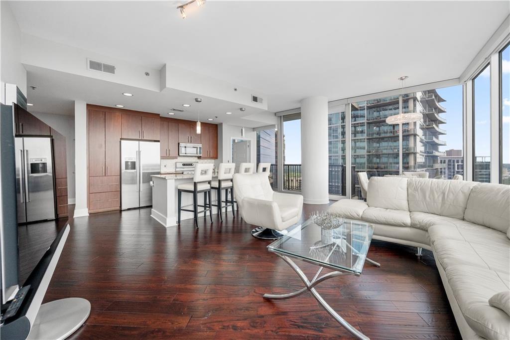 1080 Peachtree Street NE 2710