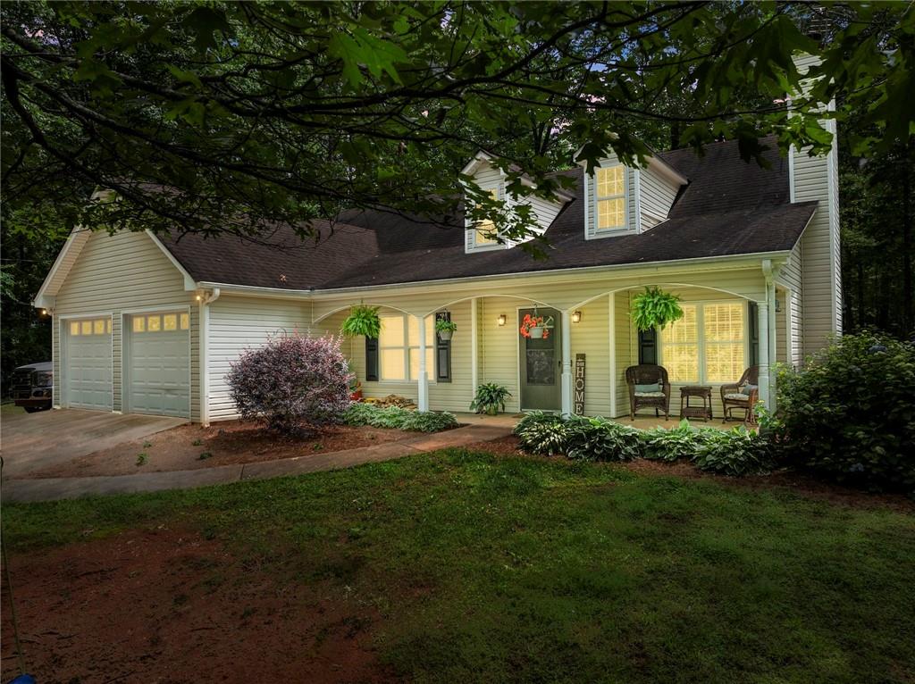 275 Fairfax Court, Dawsonville, Georgia image 3