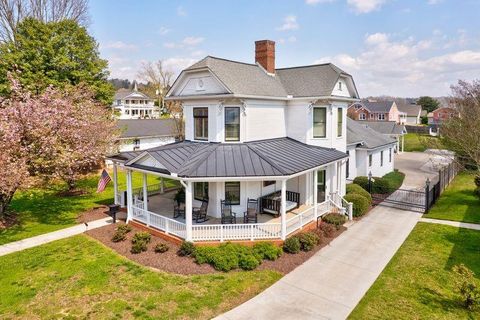 Homes For Sale - 85 River Street St<br/> Gilmer County, Ellijay, GA 30540