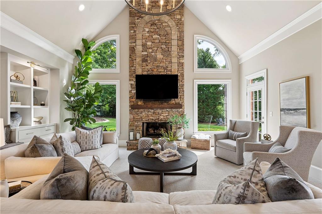 725 Pine Leaf Court