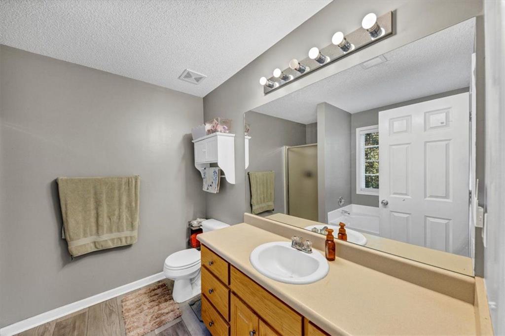 HIGHLAND POINTE - Residential