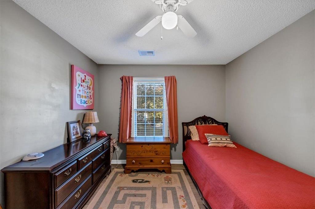 HIGHLAND POINTE - Residential