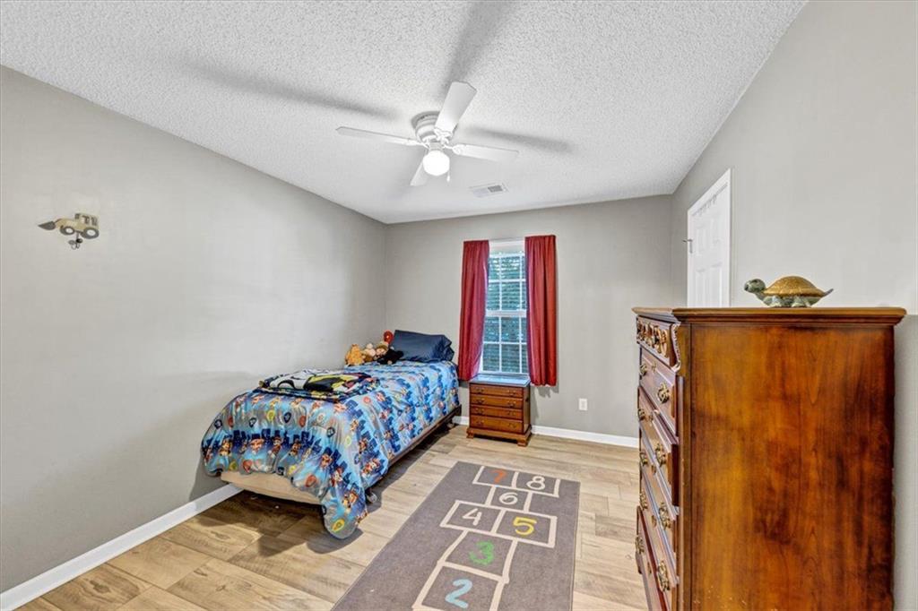 HIGHLAND POINTE - Residential