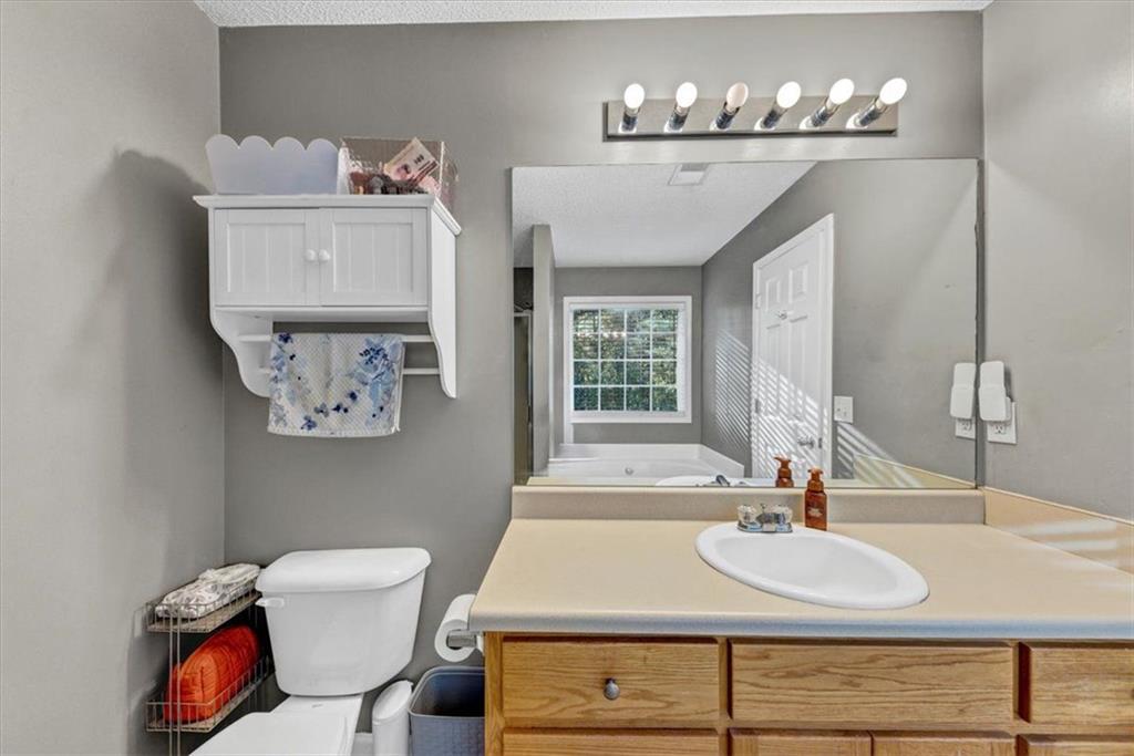 HIGHLAND POINTE - Residential