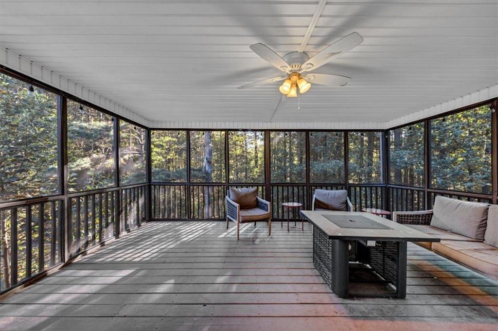 HIGHLAND POINTE - Residential