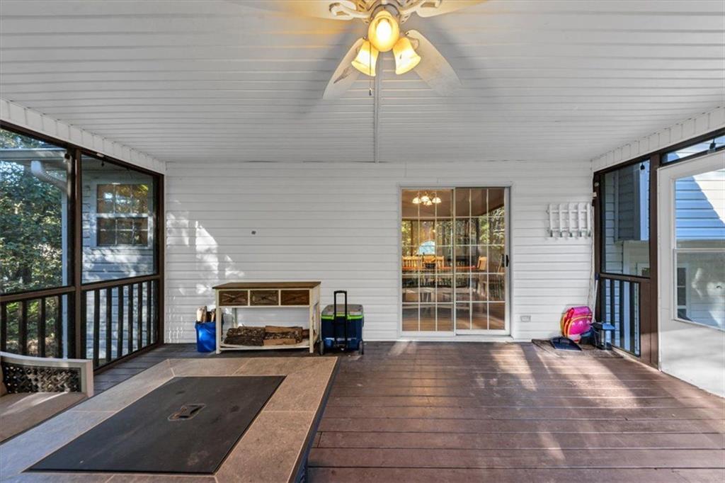 HIGHLAND POINTE - Residential