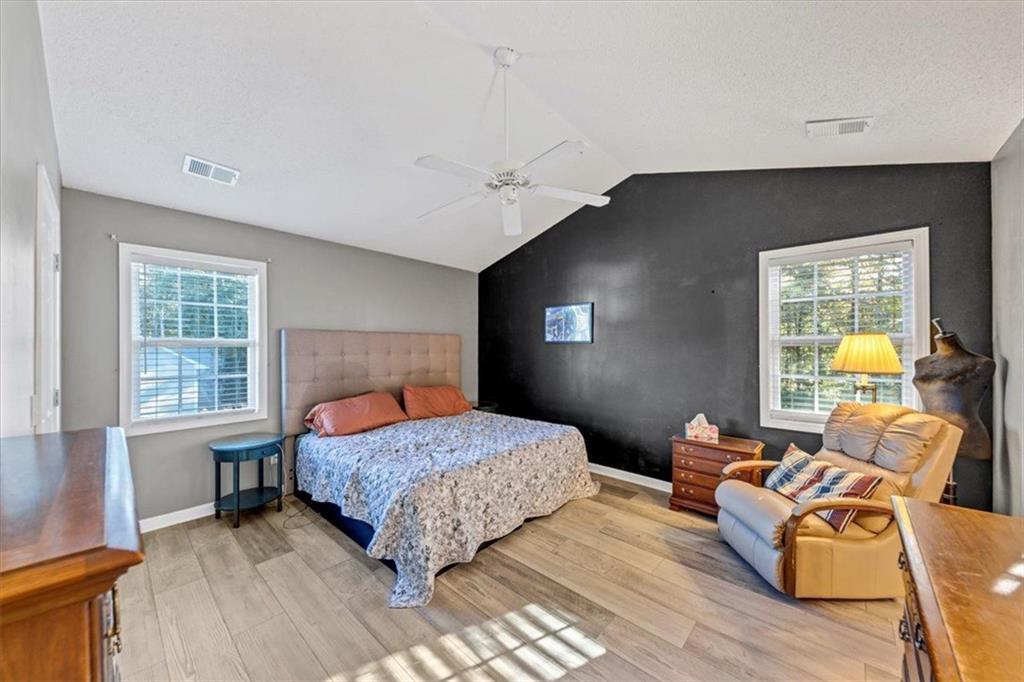 HIGHLAND POINTE - Residential